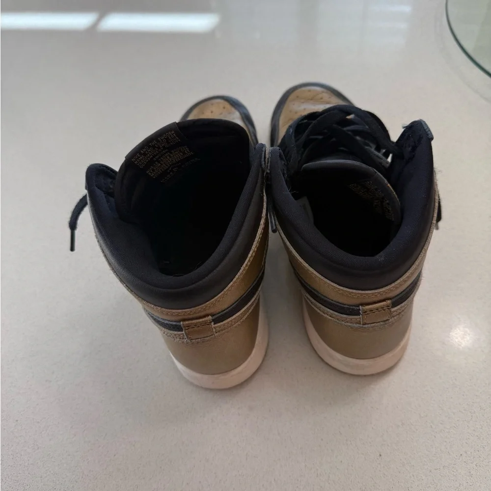 Nike Black and Gold High-Tops - Picture 3 of 3